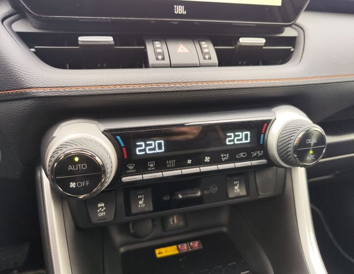 Toyota RAV4 Kombi 2,5 l 131 kw