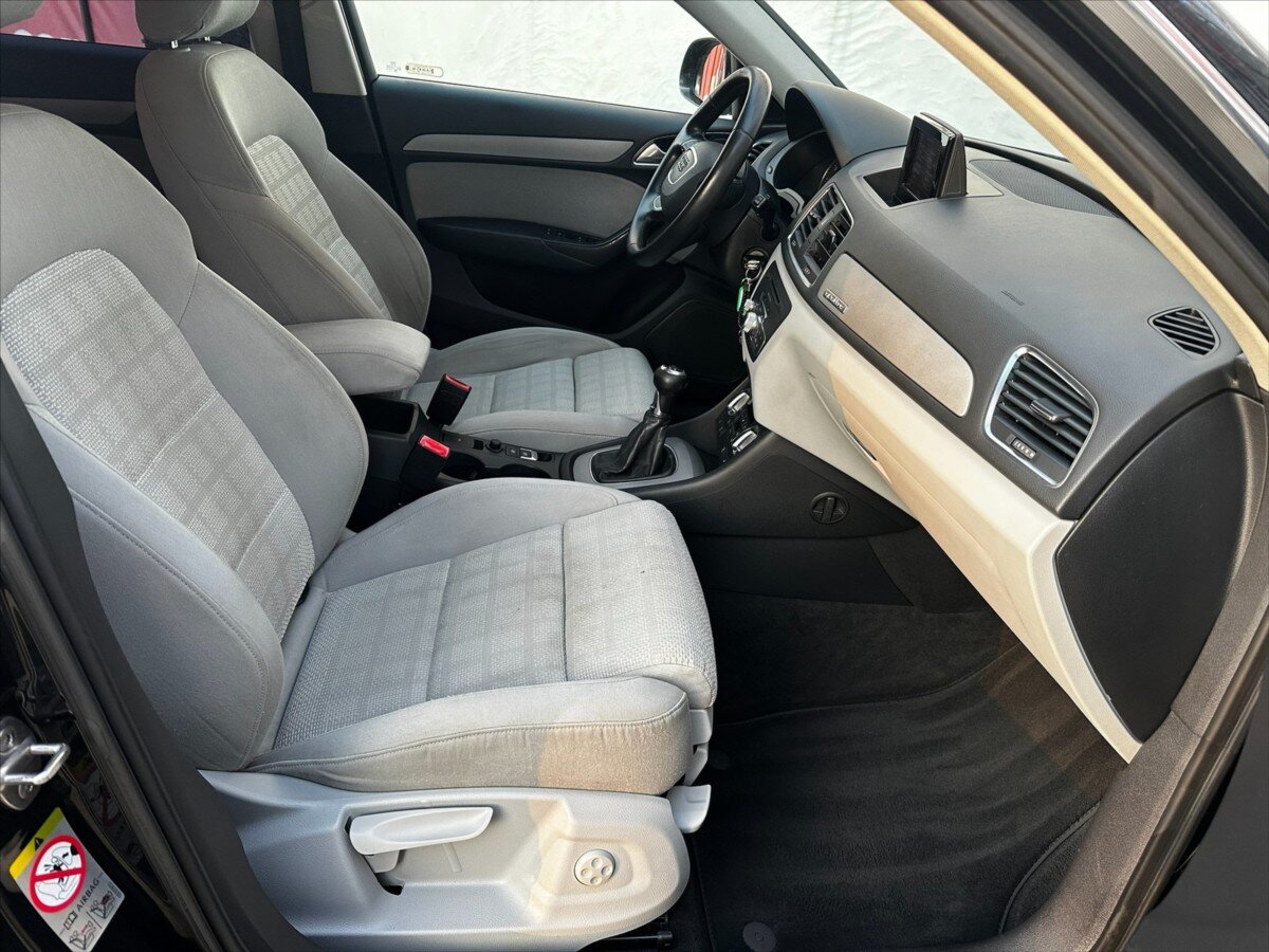 Audi Q3 Kombi 2,0 l 125 kw