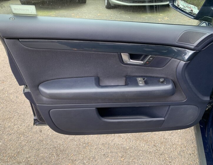 Audi A4 Sedan / Limuzína 1,9 l 74 kw