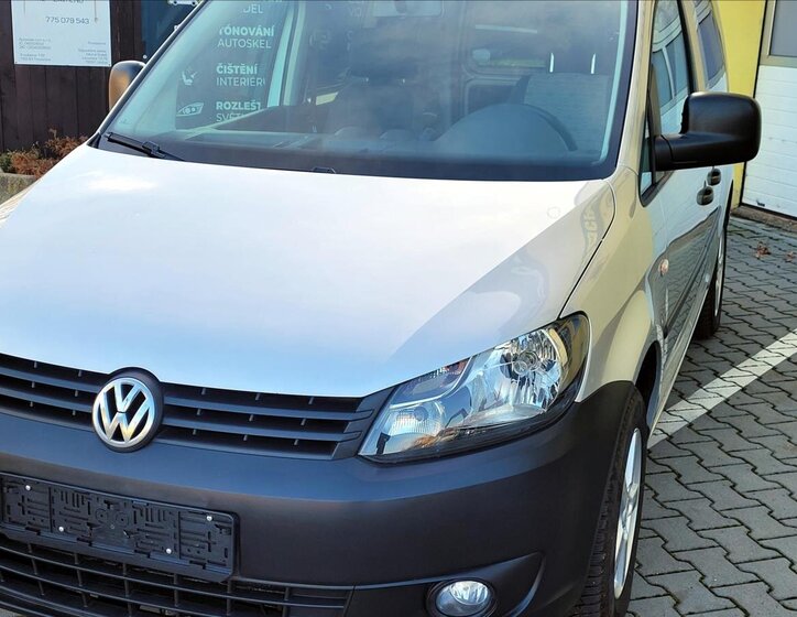 Volkswagen Caddy Skříň 1,6 l 75 kw