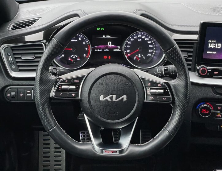 KIA ProCeed Kombi 1,5 l 118 kw
