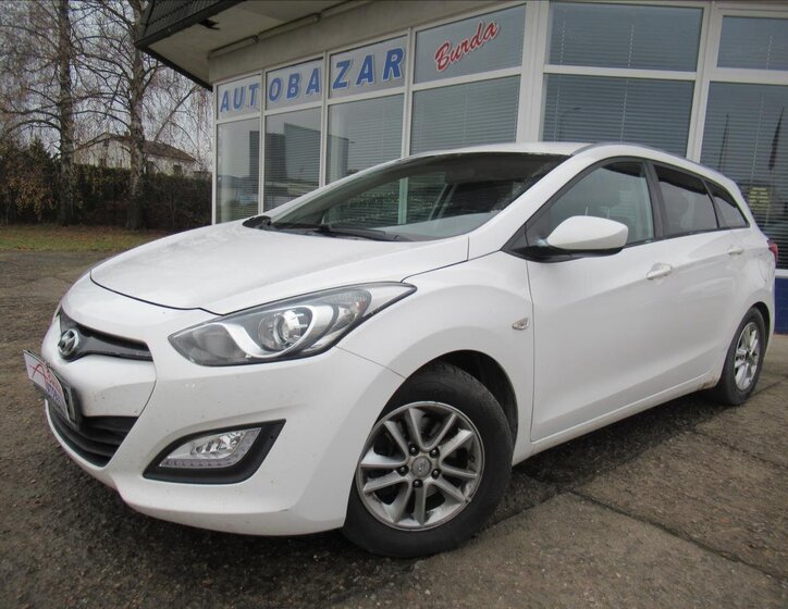 Hyundai i30 Kombi 1,6 l 88 kw