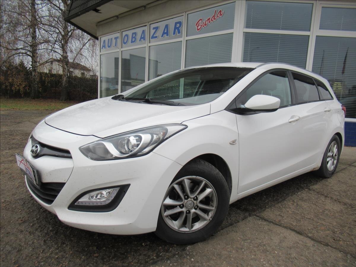 Hyundai i30 Kombi 1,6 l 88 kw