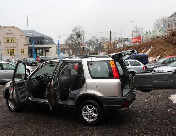 Honda CR-V SUV / Terénní 2,0 l 94 kw