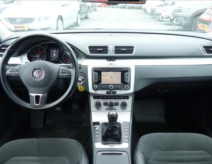 Volkswagen Passat 19