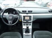 Volkswagen Passat 19