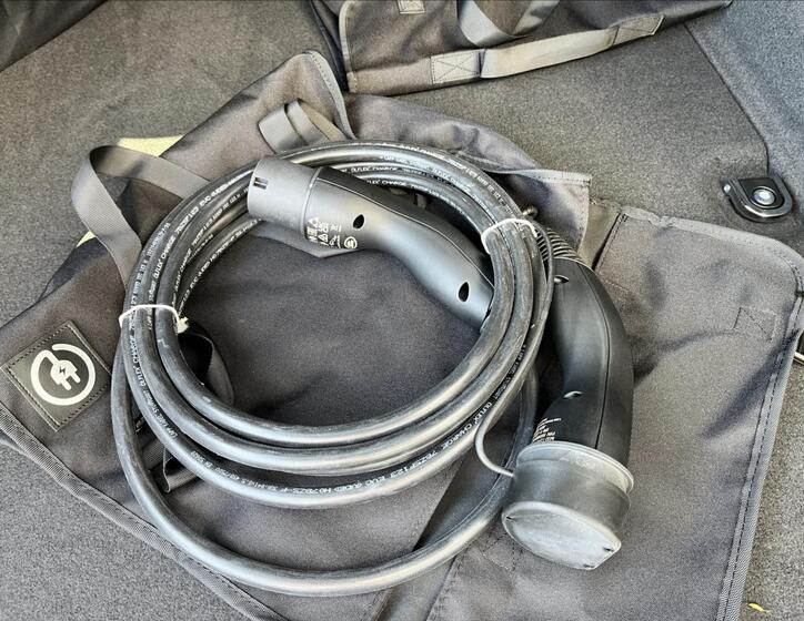 Land Rover Range Rover Velar 6