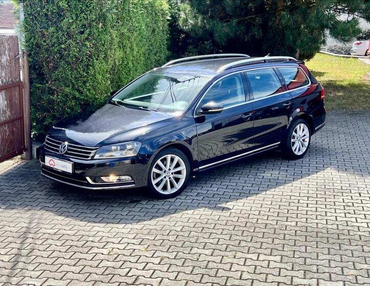 Volkswagen Passat 1