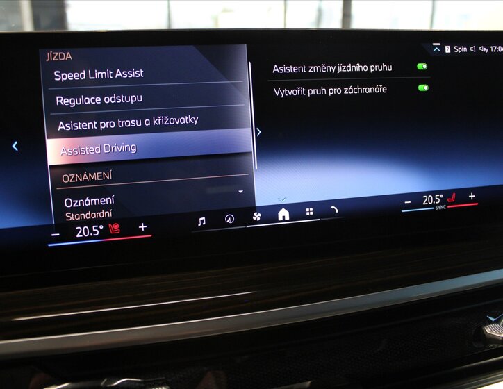 BMW X5 Kombi 3,0 l 210 kw