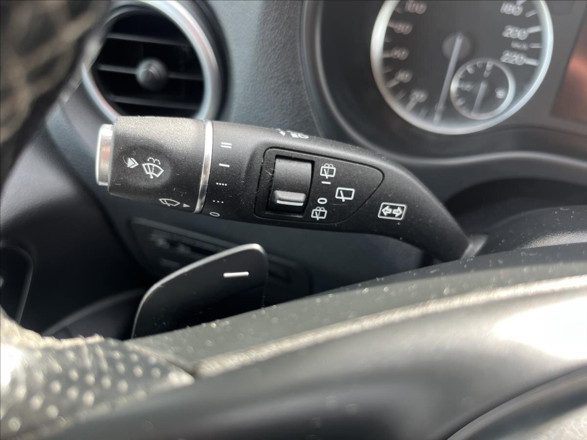 Mercedes-Benz Vito MPV 2,1 l 140 kw
