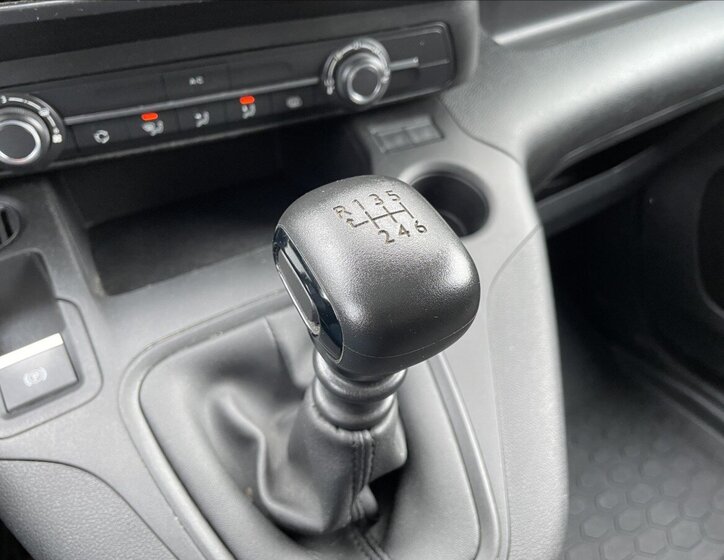 Opel Combo Skříň 1,5 l 96 kw