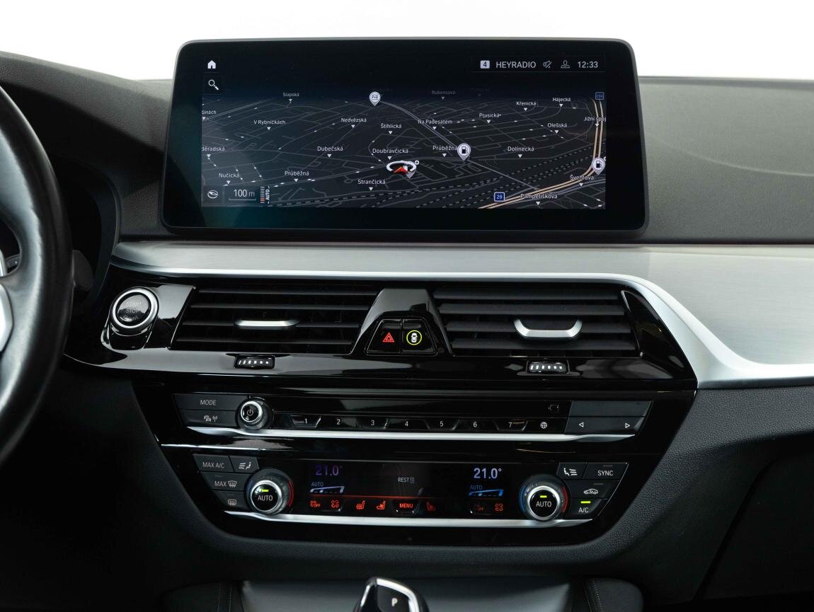 BMW Řada 5 Sedan / Limuzína 3,0 l 250 kw