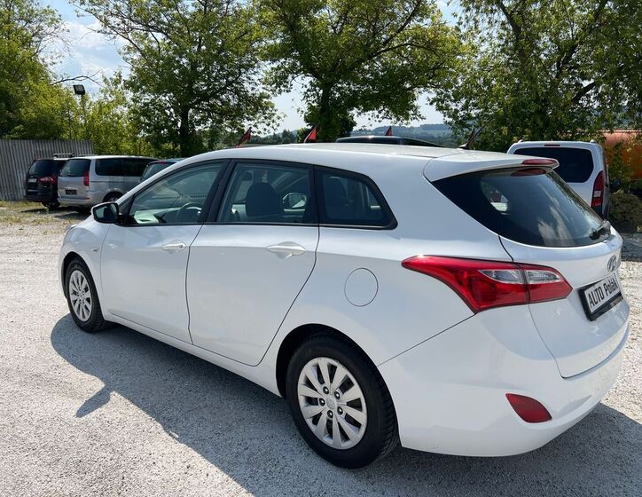 Hyundai i30 12