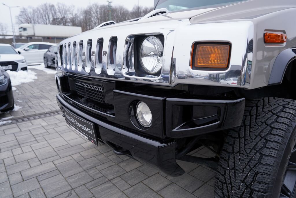 Hummer H2 SUV 6,0 l 232 kw