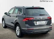 Volkswagen Tiguan 9
