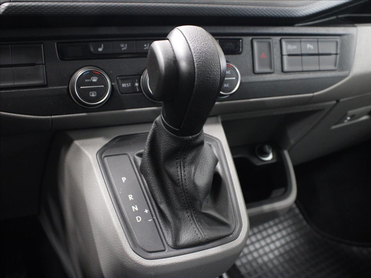 Volkswagen Caravelle Kombi 2,0 l 110 kw