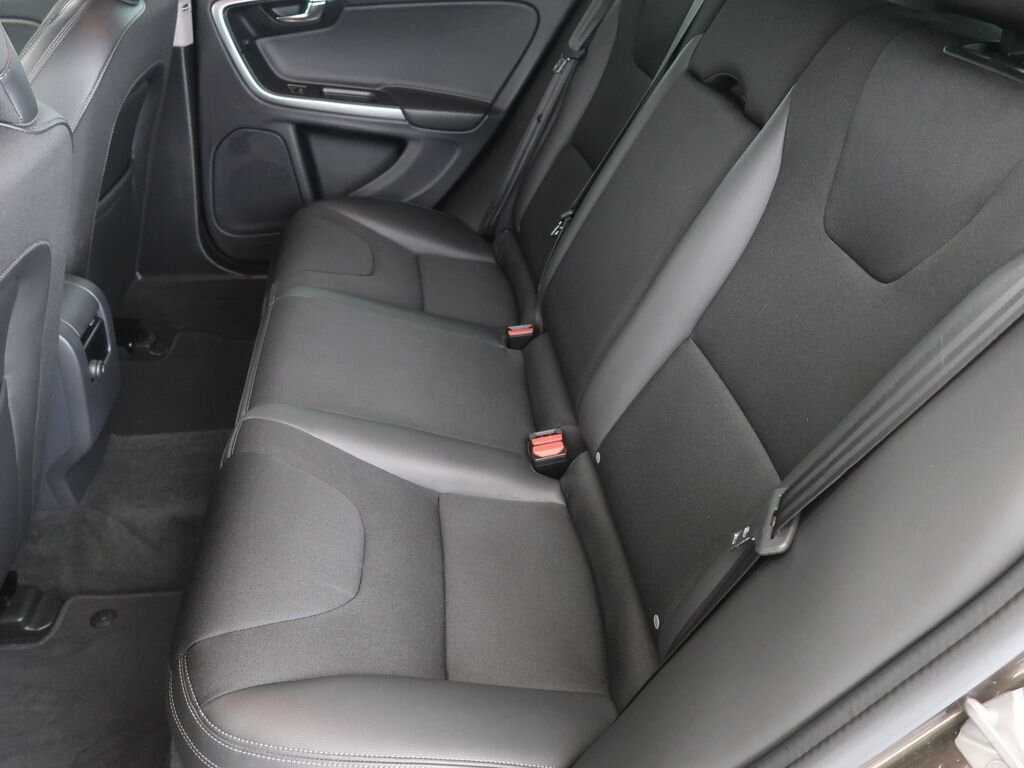 Volvo V60 Kombi 2,0 l 110 kw