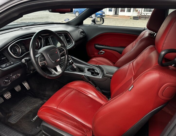 Dodge Challenger Kupé 5,7 l 277 kw