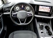 Volkswagen Touareg 11