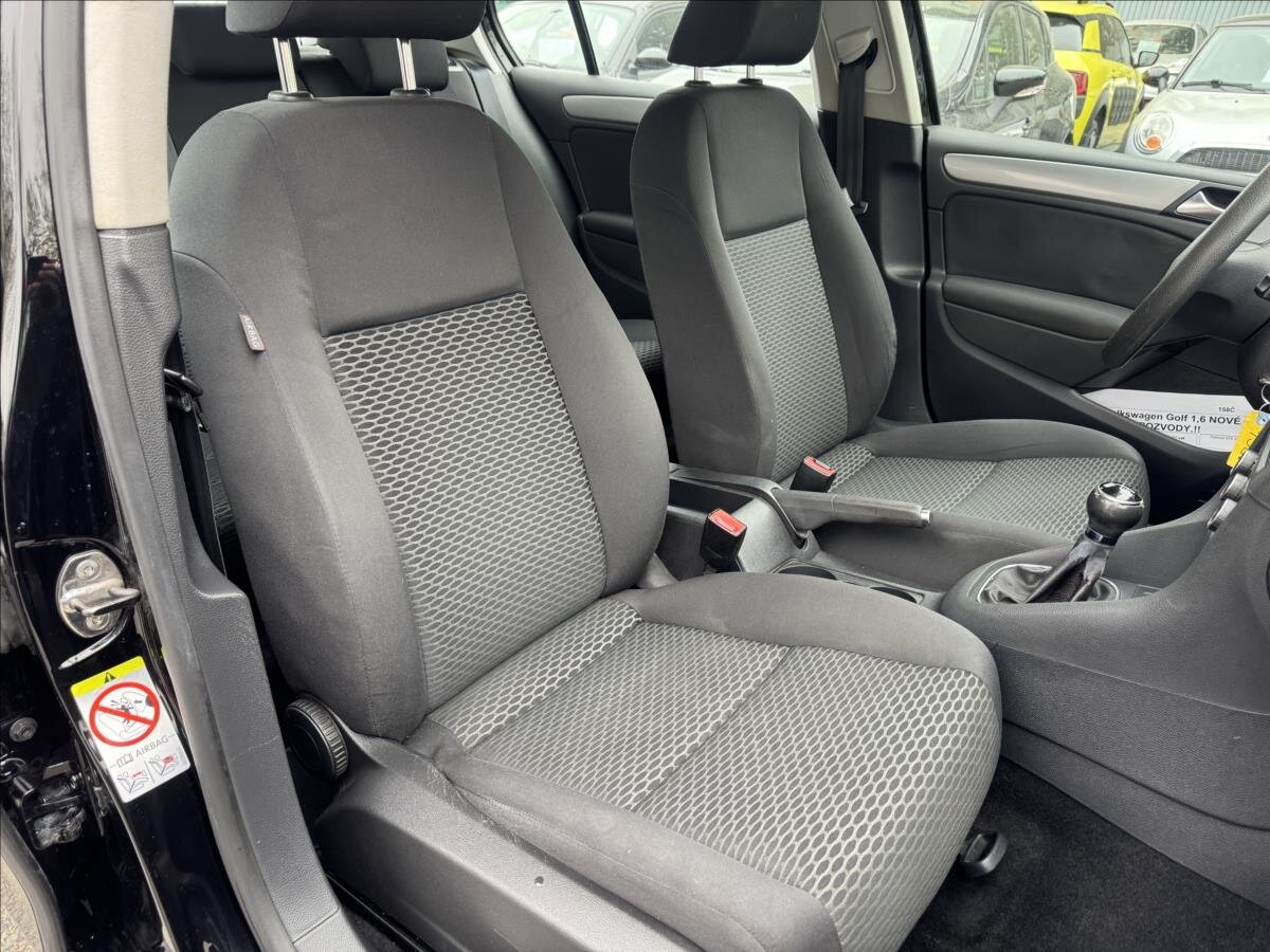 Volkswagen Golf Hatchback 1,6 l 77 kw