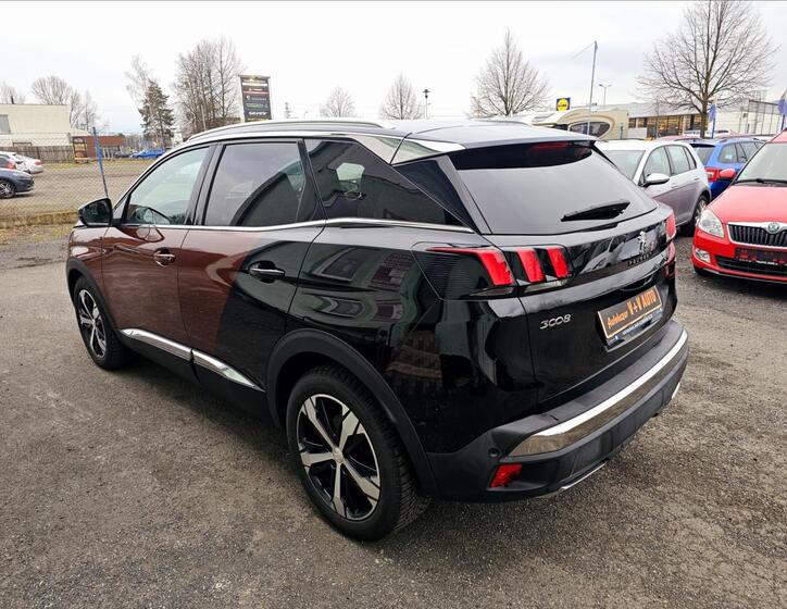 Peugeot 3008 8