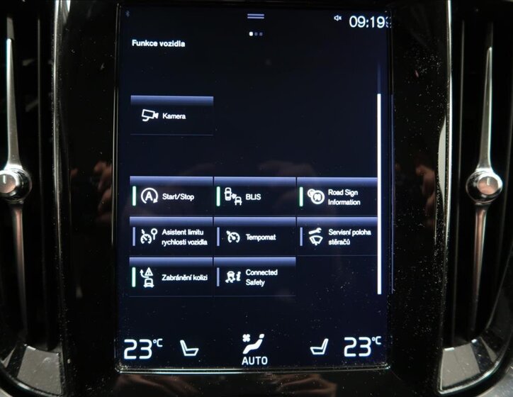 Volvo V60 Kombi 2,0 l 140 kw