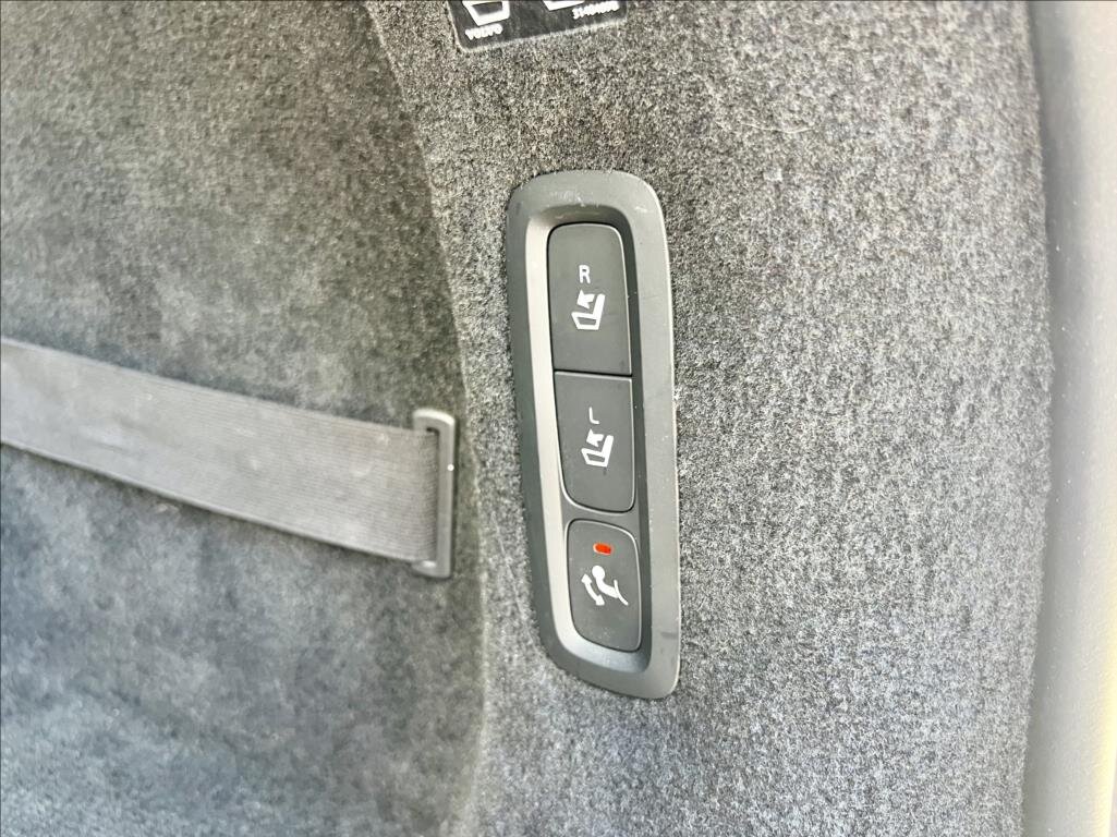 Volvo V90 Kombi 2,0 l 140 kw