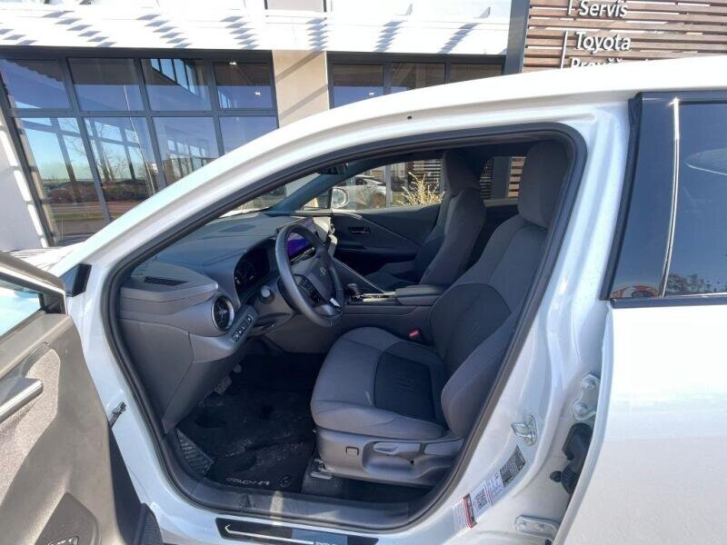 Toyota C-HR SUV / Terénní 2,0 l 112 kw