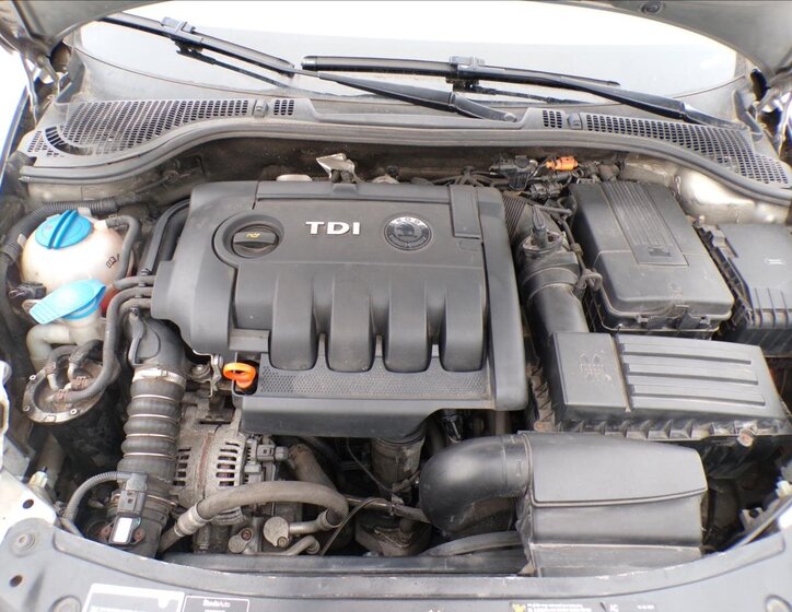 Škoda Octavia Kombi 2,0 l 103 kw