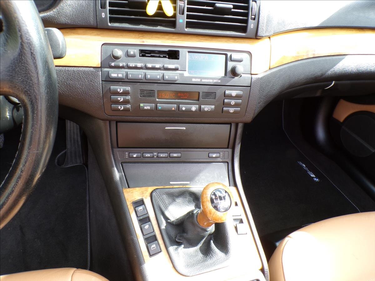 BMW Řada 3 Kabriolet 2,2 l 125 kw