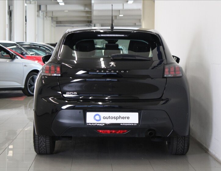 Peugeot 208 Hatchback 1,2 l 74 kw