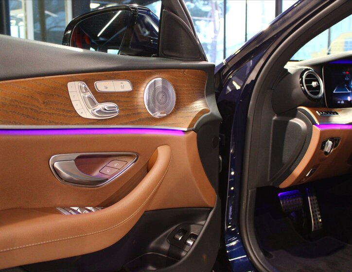 Mercedes-Benz Třídy E 9