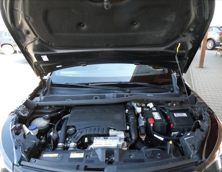 Peugeot 2008 SUV / Terénní 1,2 l 96 kw