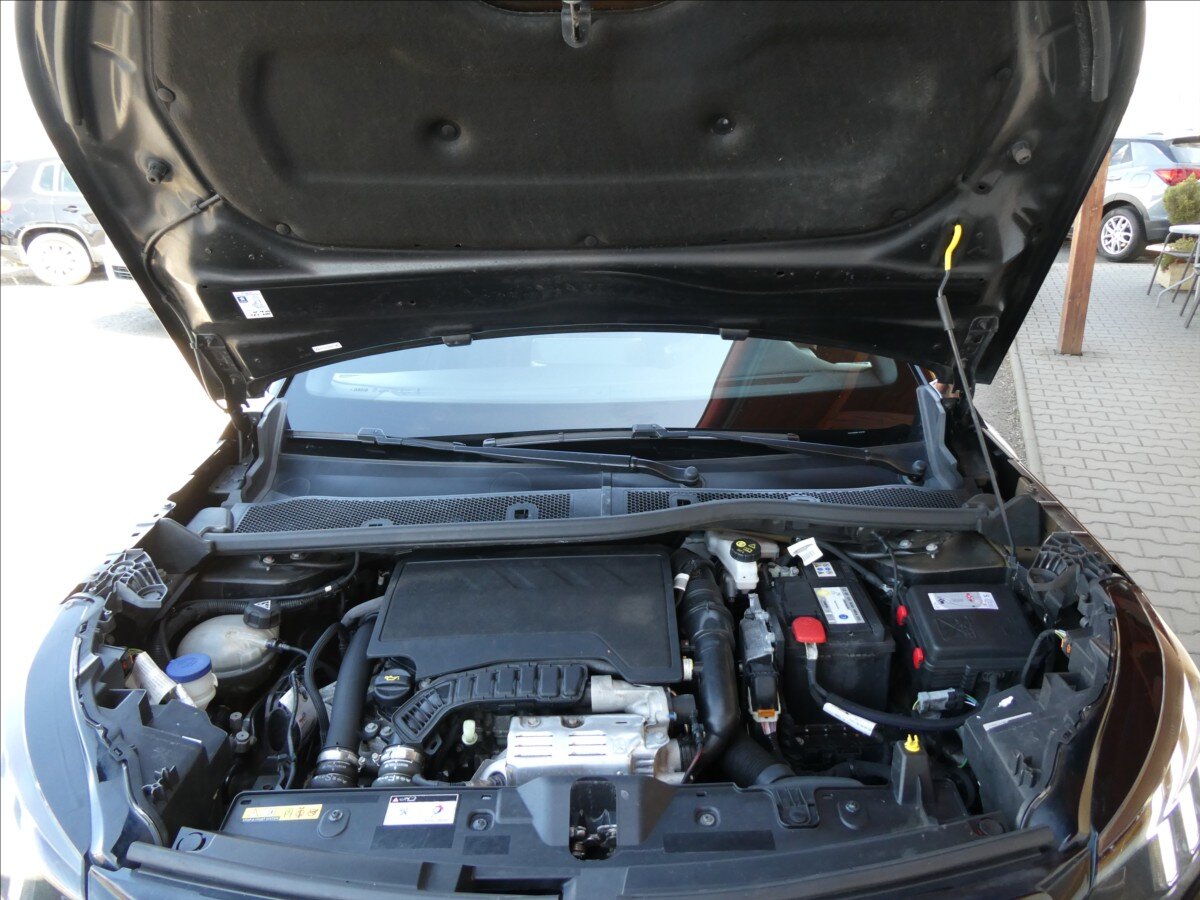 Peugeot 2008 SUV / Terénní 1,2 l 96 kw