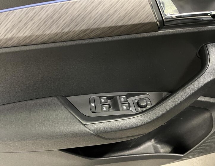 Škoda Karoq SUV / Terénní 2,0 l 110 kw