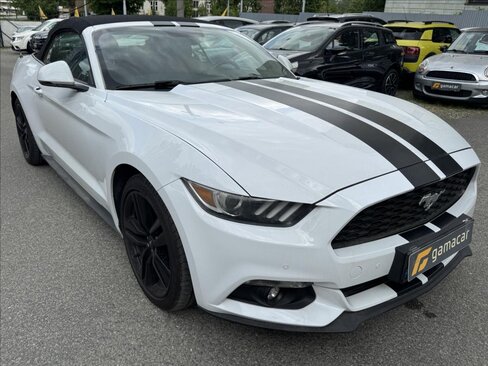 Ford Mustang Kabriolet 2,3 l 233 kw