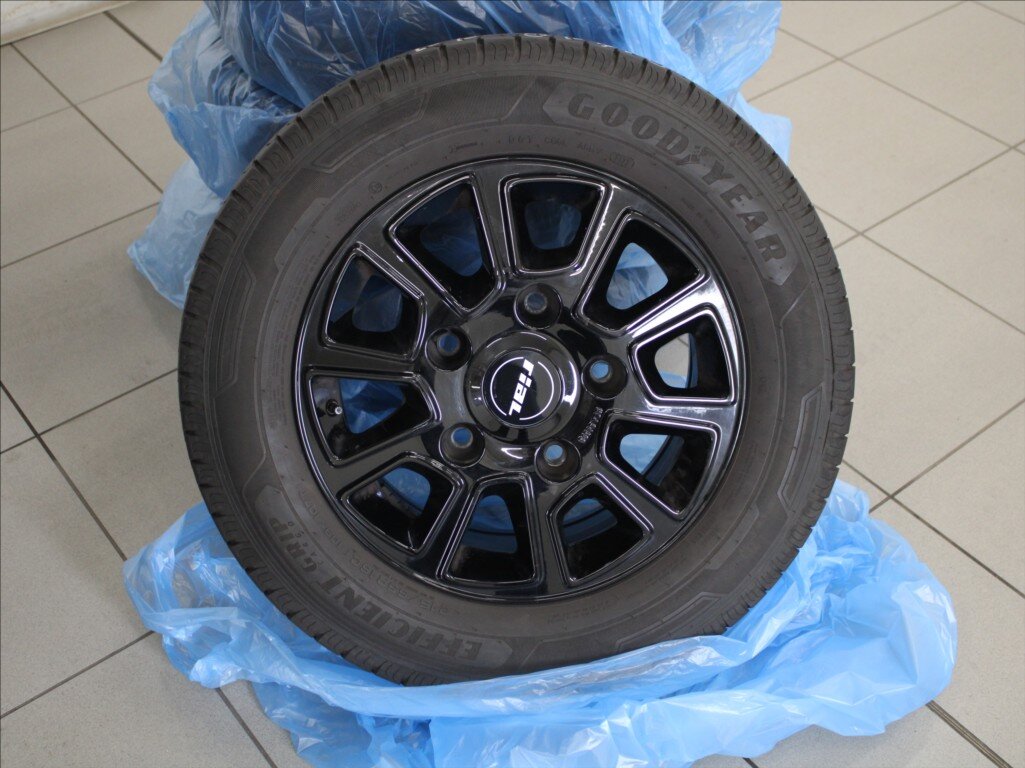 Ford Tourneo Custom MPV 2,0 l 110 kw