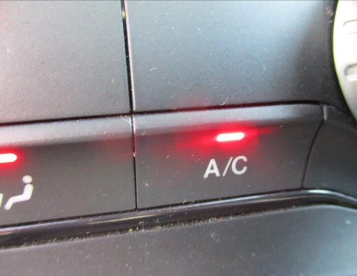 Mercedes-Benz Třídy B Kombi 1,5 l 80 kw