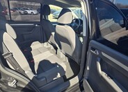 Volkswagen Touran 13