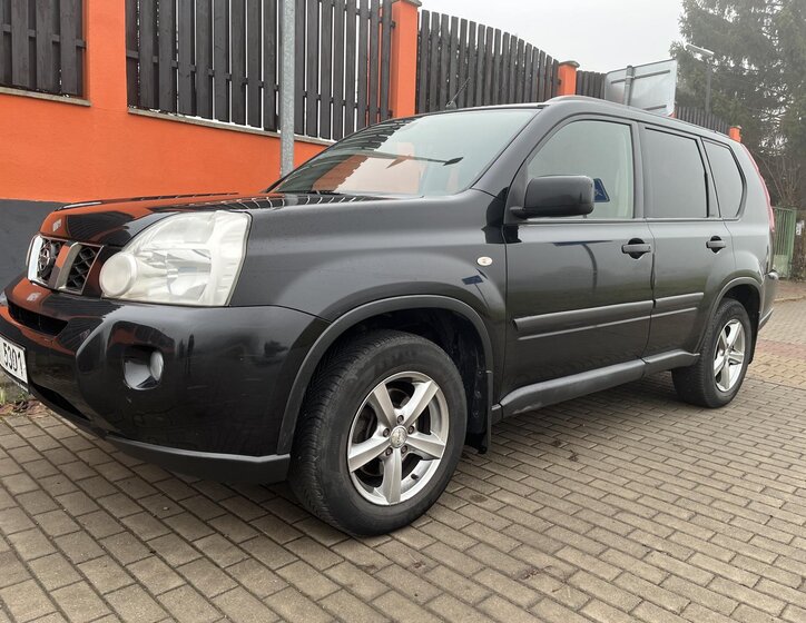 Nissan X-Trail 25