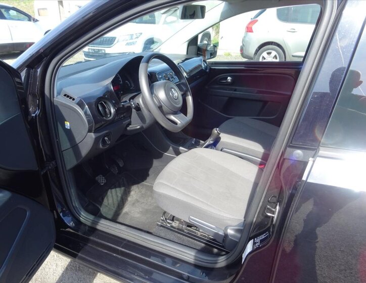 Volkswagen up! Hatchback 999,0 44 kw