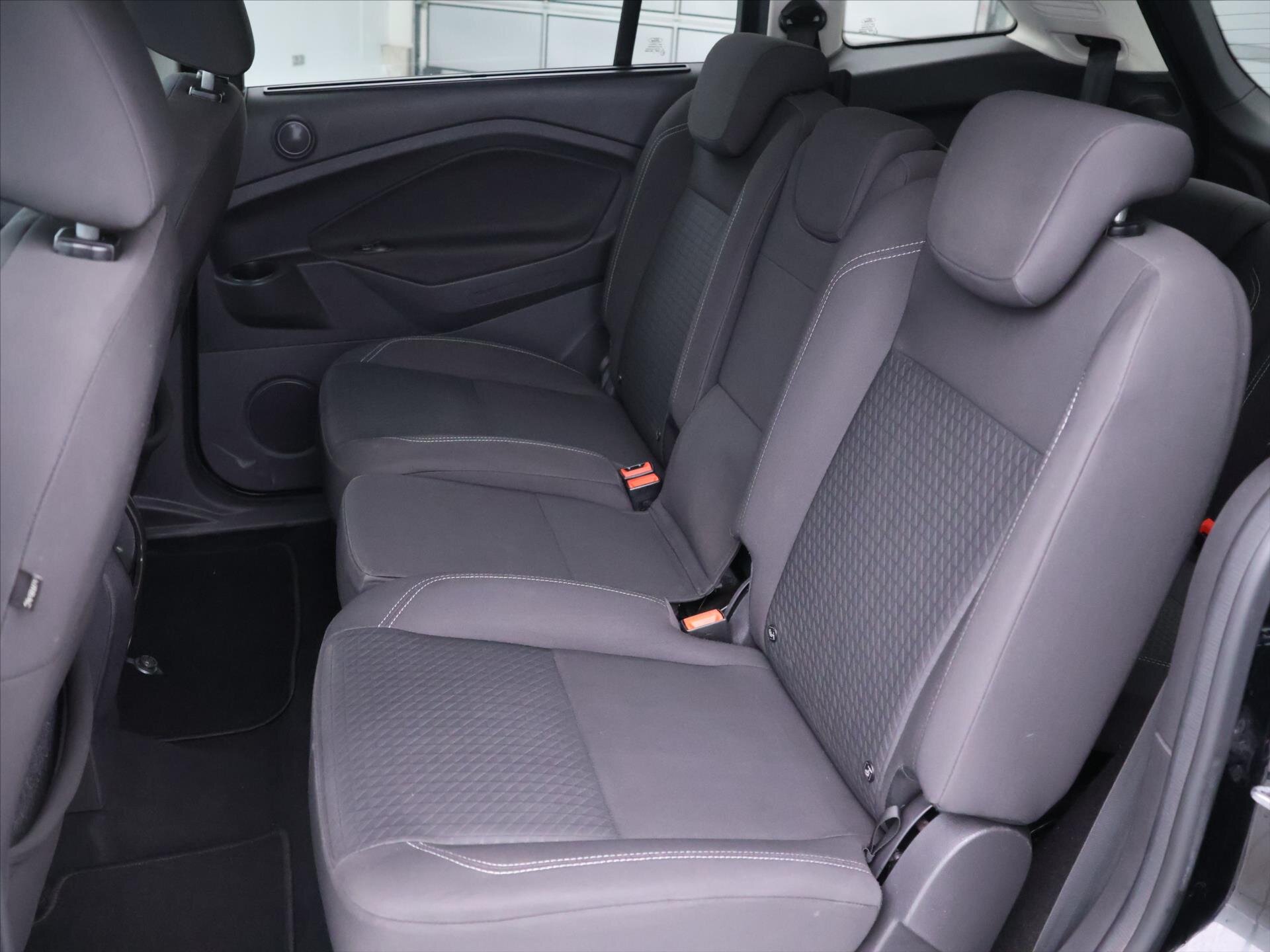 Ford Grand C-MAX MPV 2,0 l 110 kw