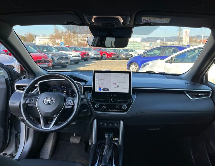 Toyota Corolla Cross SUV / Terénní 2,0 l 112 kw