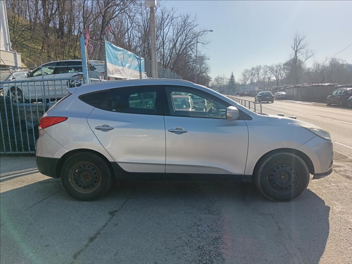 Hyundai ix35 Kombi 2,0 l 100 kw