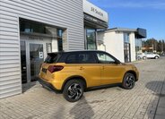 Suzuki Vitara SUV 1,4 l 81 kw