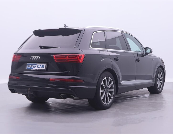 Audi Q7 7