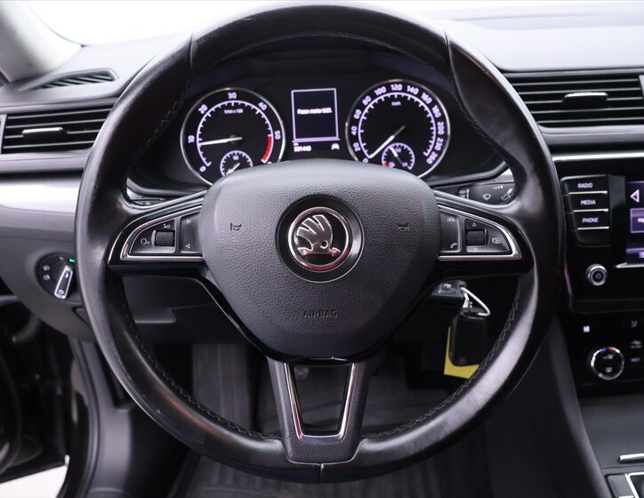 Škoda Superb Sedan 2,0 l 110 kw