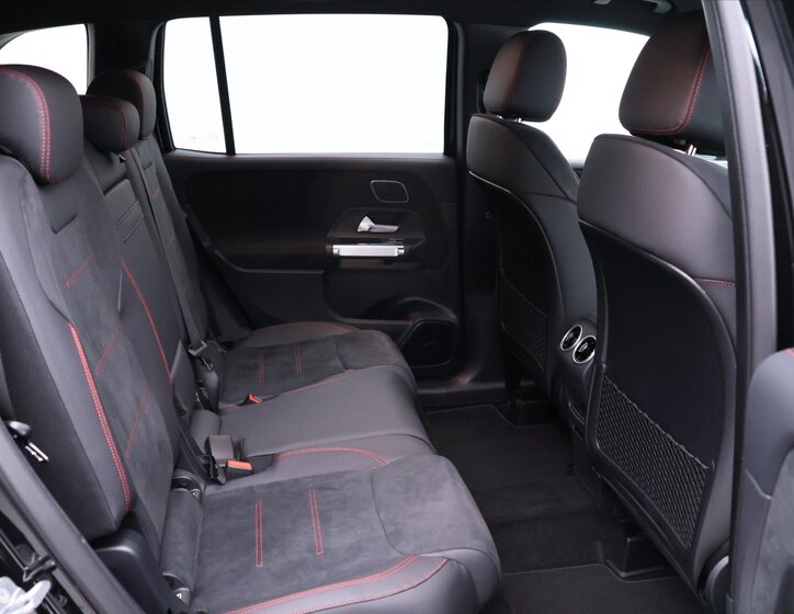 Mercedes-Benz GLB SUV 2,0 l 110 kw