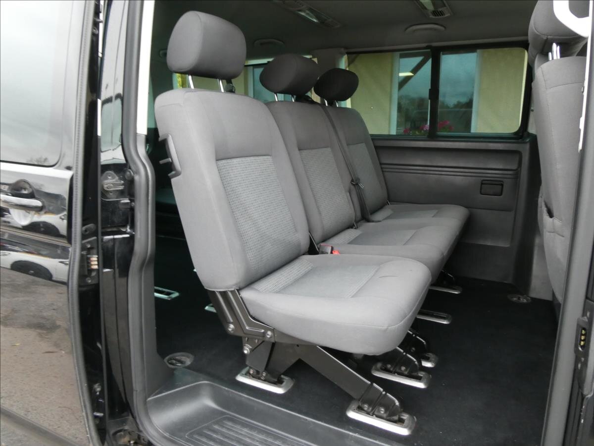 Volkswagen Caravelle