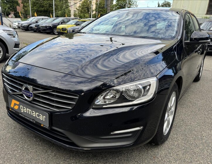 Volvo V60 2